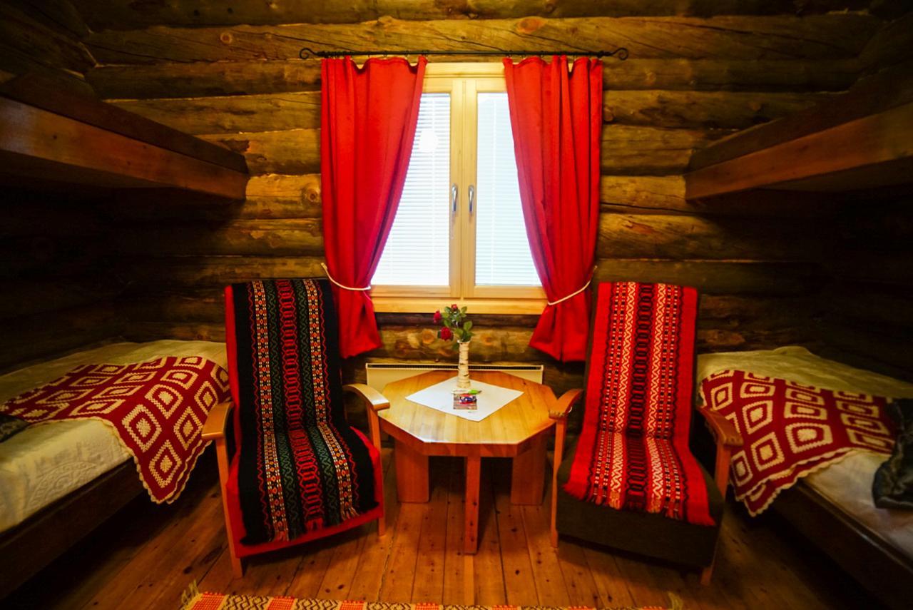 Neljaen Tuulen Tupa Bed & Breakfast Kaamanen Exterior photo